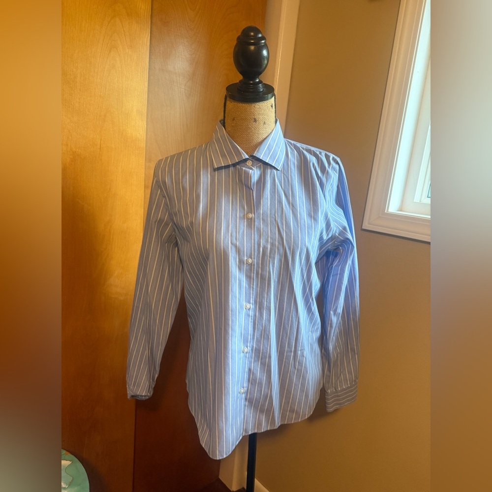 Ann Taylor easy care Classic Blue Striped woman’s shirt